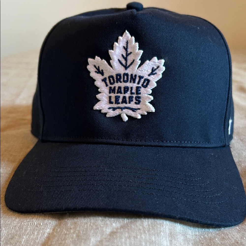 Toronto Maple Leafs Hat. 47 Brand Hitch Snapback.